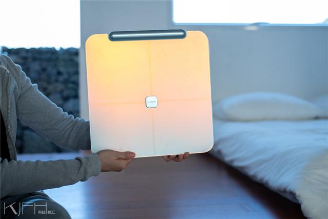 成高颜值八电极华为体脂秤2 Pro评测pg电子免费模拟器游戏29项指标一键生(图3)