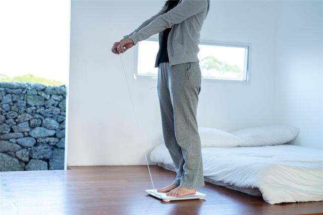 成高颜值八电极华为体脂秤2 Pro评测pg电子免费模拟器游戏29项指标一键生(图10)